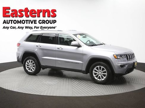 Used 2021 Jeep Grand Cherokee Laredo w/ Security & Convenience Group AWD/4WD image 50