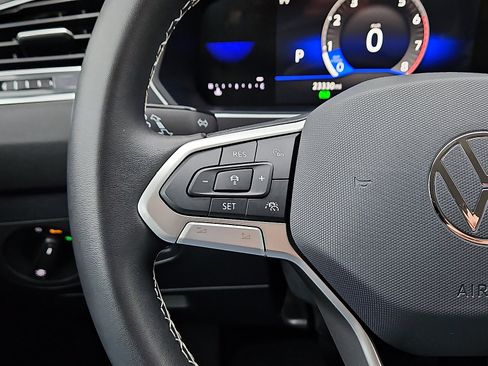 Certified 2024 Volkswagen Tiguan S image 16