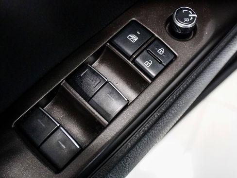 Used 2021 Toyota Camry XSE image 23