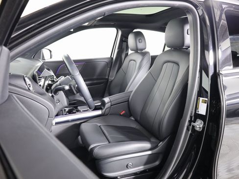 Used 2023 Mercedes-Benz GLA 250 4MATIC image 25