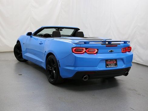 Used 2023 Chevrolet Camaro LT w/ Technology Package image 8