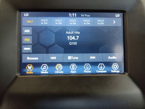 Used 2018 Jeep Compass Latitude w/ Popular Equipment Group image 25