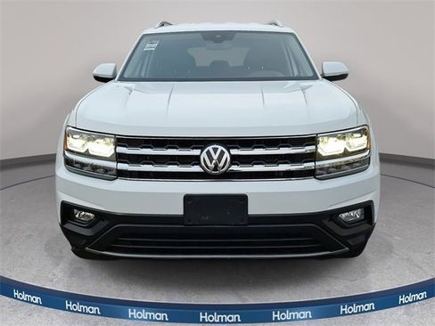 Used 2019 Volkswagen Atlas SE w/ Towing Package image 2