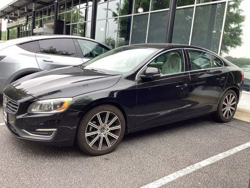 Used 2016 Volvo S60 T5 Inscription Platinum FWD image 1