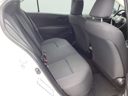 Used 2024 Toyota Corolla LE image 21