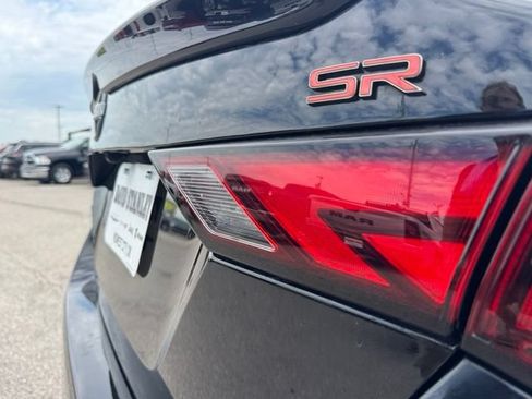 Used 2025 Nissan Sentra SR FWD image 7