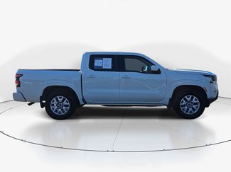 Used 2024 Nissan Frontier SV w/ SV Convenience Package video 3