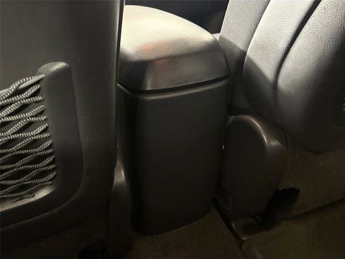 Used 2010 Toyota RAV4 Sport image 32