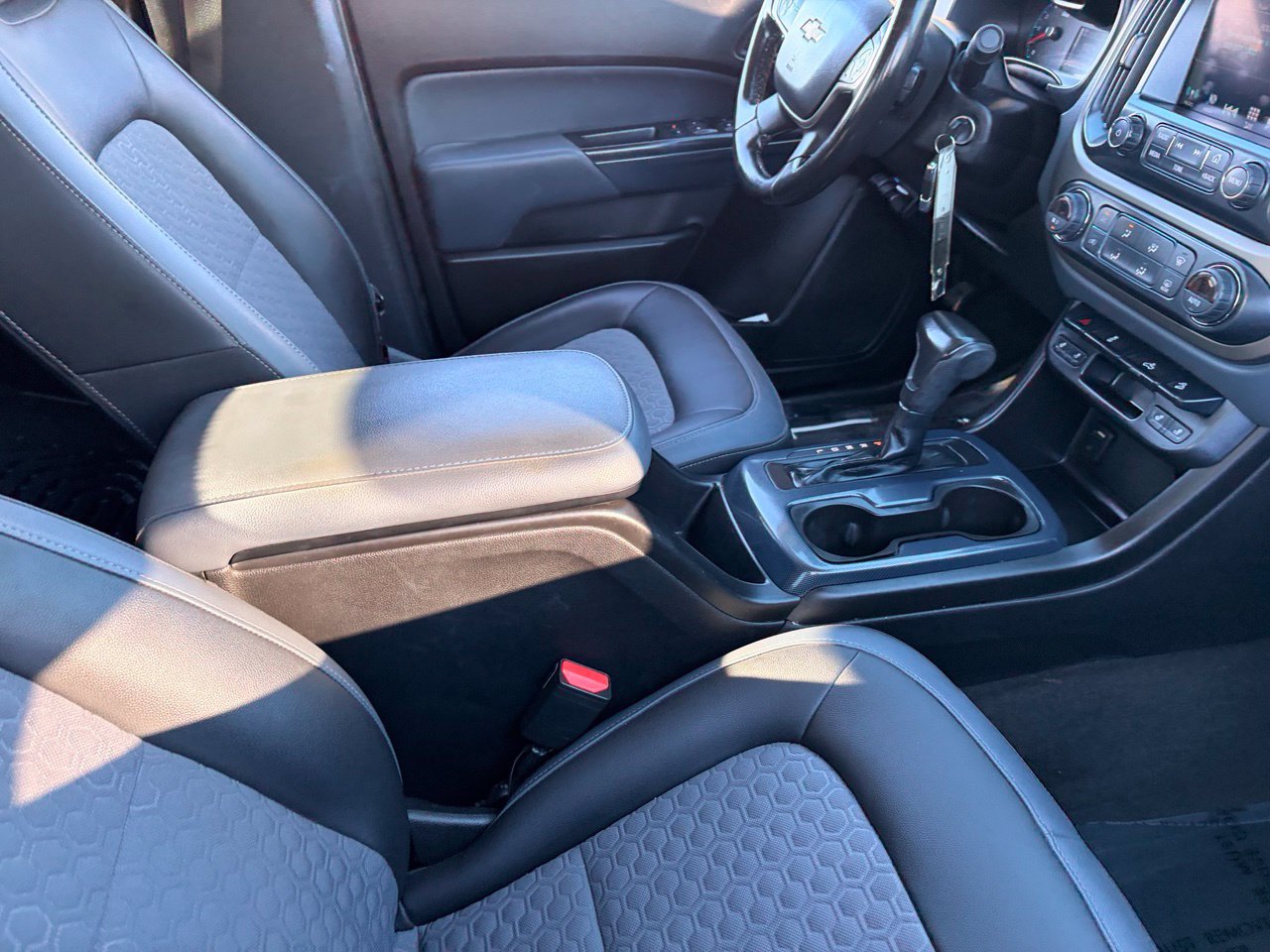 Used 2017 Chevrolet Colorado Z71 RWD image 13