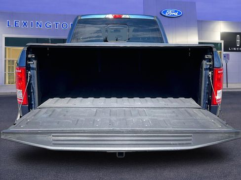 Used 2017 Ford F150 XLT w/ Equipment Group 302A Luxury AWD/4WD image 7