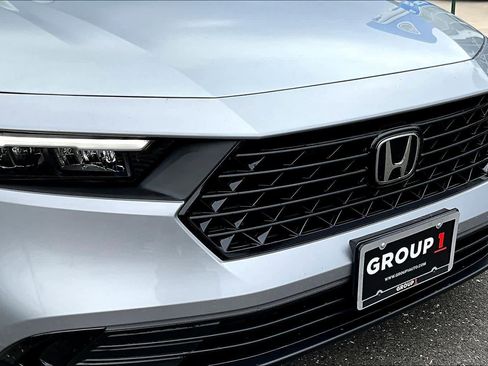 Used 2025 Honda Accord SE image 30