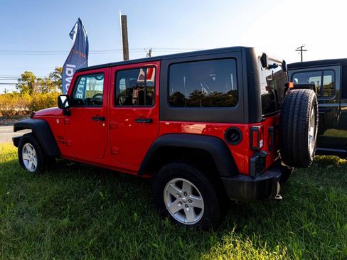 Used 2018 Jeep Wrangler Unlimited Sport S AWD/4WD image 5