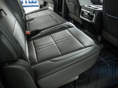 New 2026 Chevrolet Silverado 1500 High Country w/ High Country Premium Package image 38