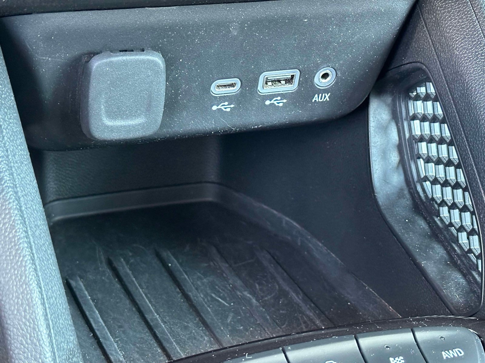 Used 2023 Chevrolet TrailBlazer LT w/ Convenience Package AWD/4WD image 28