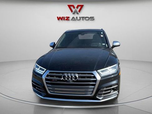 Used 2018 Audi SQ5 Prestige w/ Prestige Package image 2