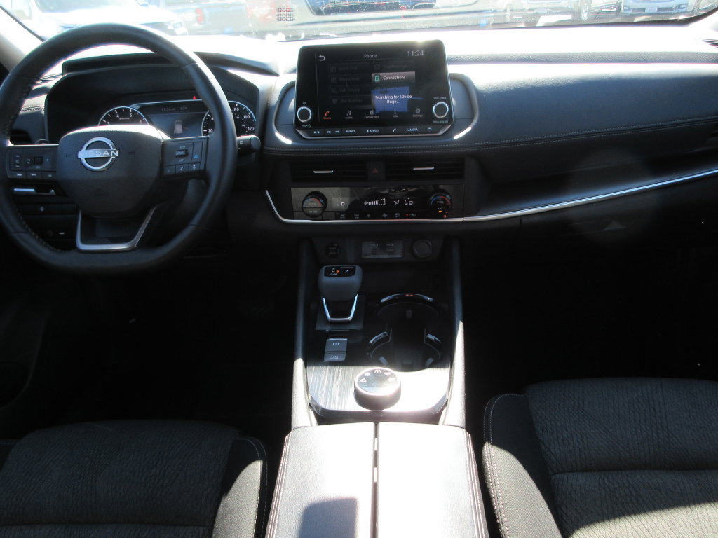Used 2026 Nissan Rogue SV AWD/4WD image 16