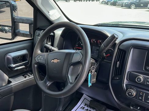 Used 2015 Chevrolet Silverado 3500 W/T image 12