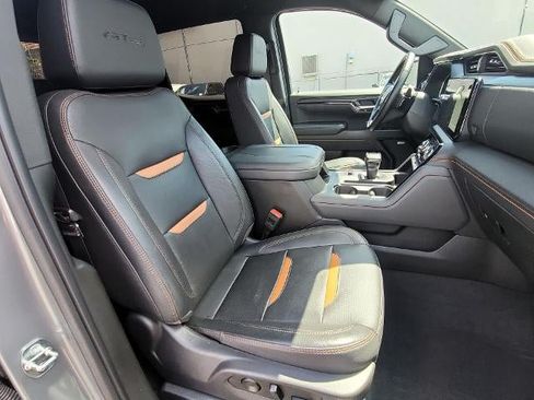 Used 2023 GMC Sierra 1500 AT4 w/ AT4 Premium Package AWD/4WD image 27