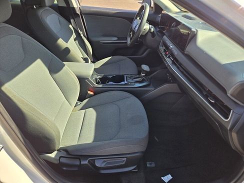 Certified 2025 Kia K4 FWD image 16