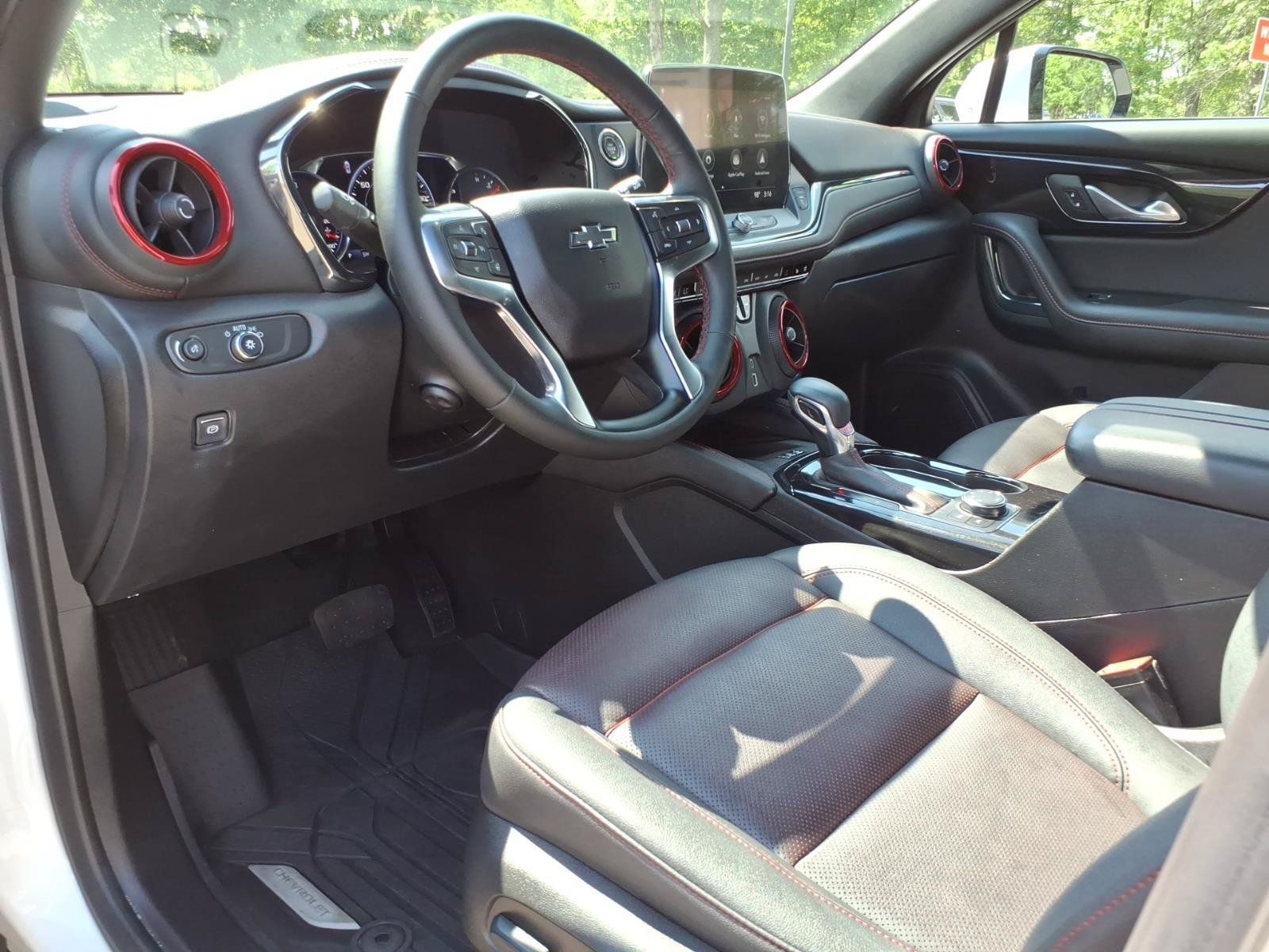 Certified 2024 Chevrolet Blazer RS w/ Enhanced Convenience Package AWD/4WD image 13