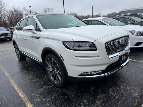 Certified 2022 Lincoln Nautilus Reserve w/ Equipment Group 202A image 2