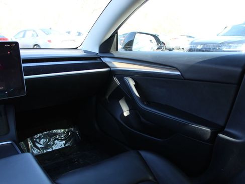 Used 2022 Tesla Model 3 Long Range image 11