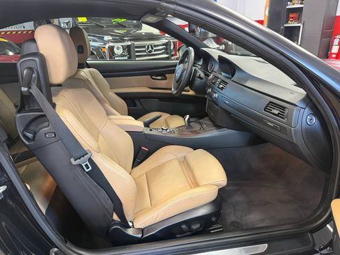 Used 2013 BMW M3 Convertible RWD image 36