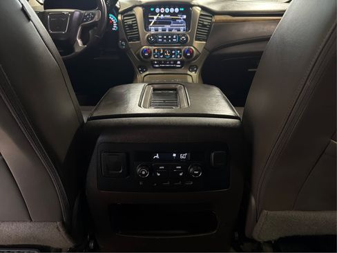 Used 2017 GMC Yukon Denali w/ Open Road Package AWD/4WD image 27