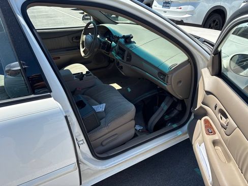 Used 2005 Buick Century Custom FWD image 9