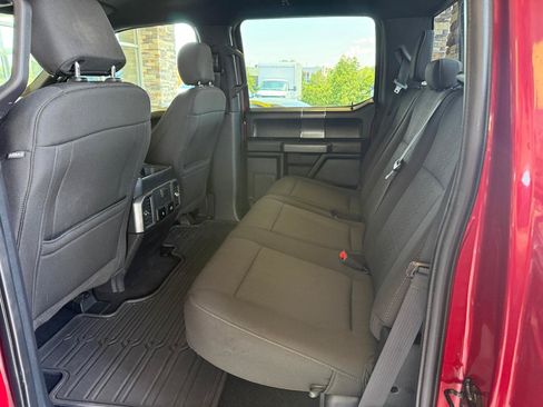 Used 2019 Ford F150 XLT w/ Equipment Group 302A Luxury AWD/4WD image 12