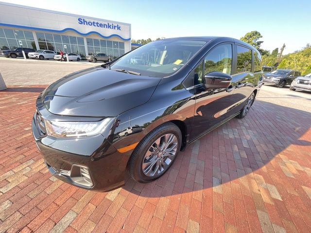 Certified 2025 Honda Odyssey Touring image 30