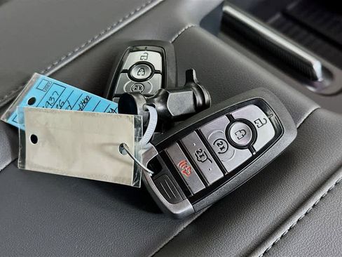 New 2026 Ford Expedition Active image 21