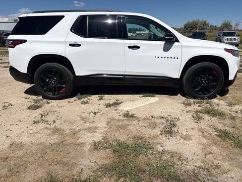 Used 2019 Chevrolet Traverse Premier w/ Redline Edition AWD/4WD image 6