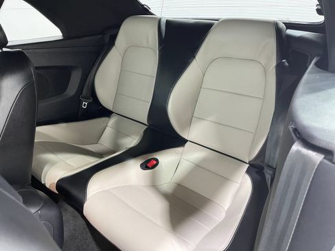 Used 2018 Ford Mustang GT Premium RWD image 27