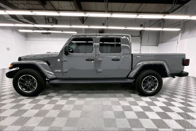 Used 2022 Jeep Gladiator Overland w/ Popular Equipment Package AWD/4WD image 15