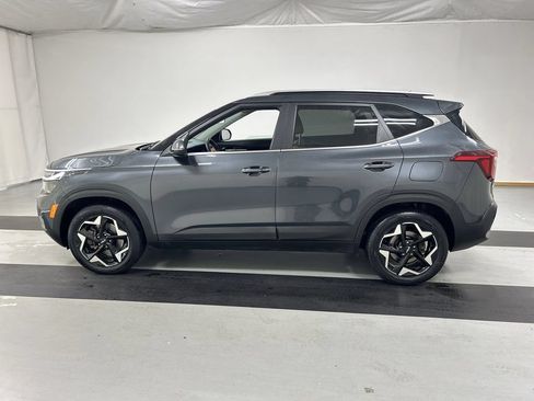 Used 2024 Kia Seltos EX AWD/4WD image 6