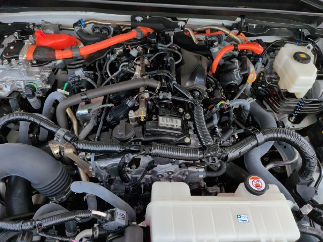 Used 2025 Toyota Tacoma TRD Sport AWD/4WD image 33