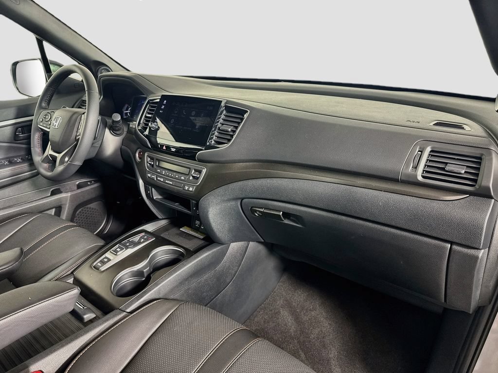 Used 2023 Honda Passport TrailSport image 31