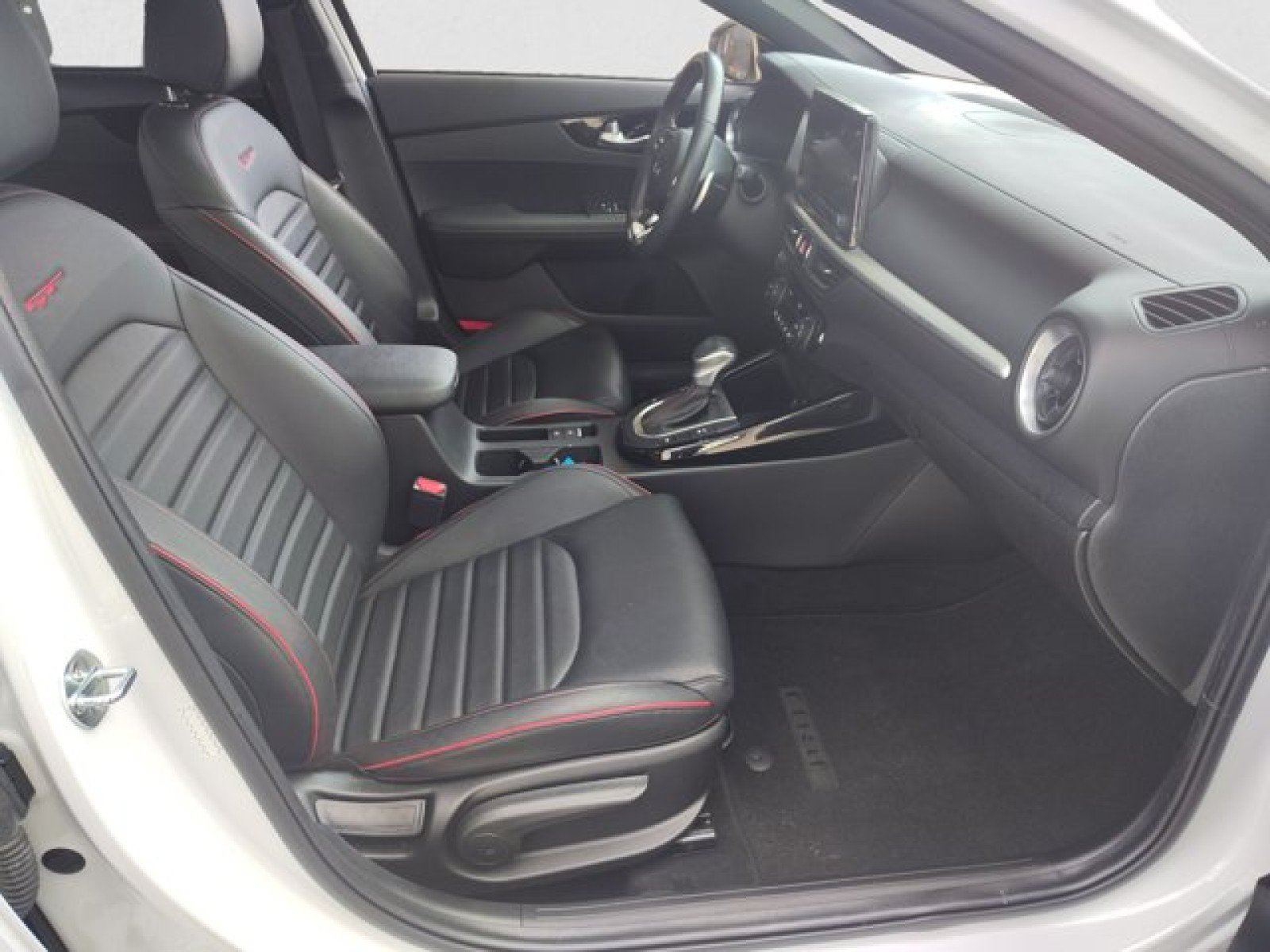 Used 2023 Kia Forte GT w/ GT2 Package FWD image 20