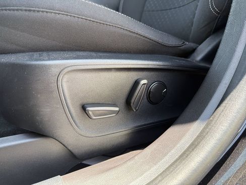 Certified 2024 Ford Escape Active FWD image 20