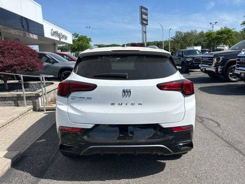 New 2026 Buick Encore GX Sport Touring w/ Comfort Package AWD/4WD image 4