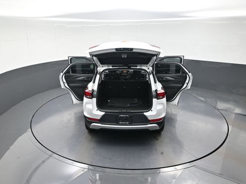 Used 2023 Chevrolet TrailBlazer LT w/ Convenience Package image 13