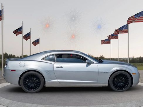 Used 2012 Chevrolet Camaro LT RWD image 4