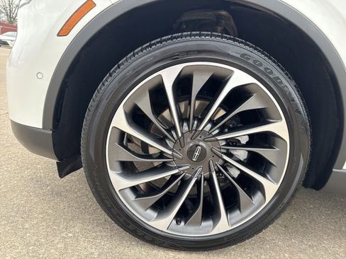 Used 2021 Lincoln Aviator Reserve w/ Equipment Group 202A image 6