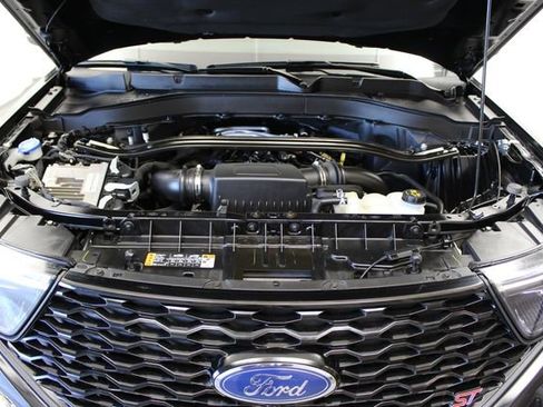 Used 2023 Ford Explorer ST w/ Equipment Group 401A AWD/4WD image 35