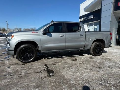 Used 2023 Chevrolet Silverado 1500 RST image 7