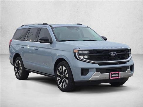 New 2026 Ford Expedition Platinum image 6