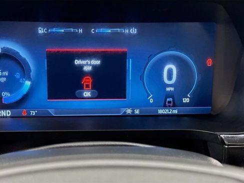 Used 2024 Ford F150 Lightning XLT AWD/4WD image 12
