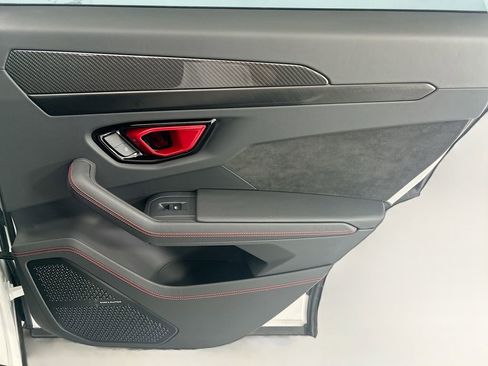 Used 2024 Lamborghini Urus S AWD/4WD image 26