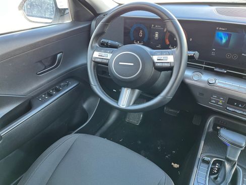 Used 2025 Hyundai Kona SEL image 33